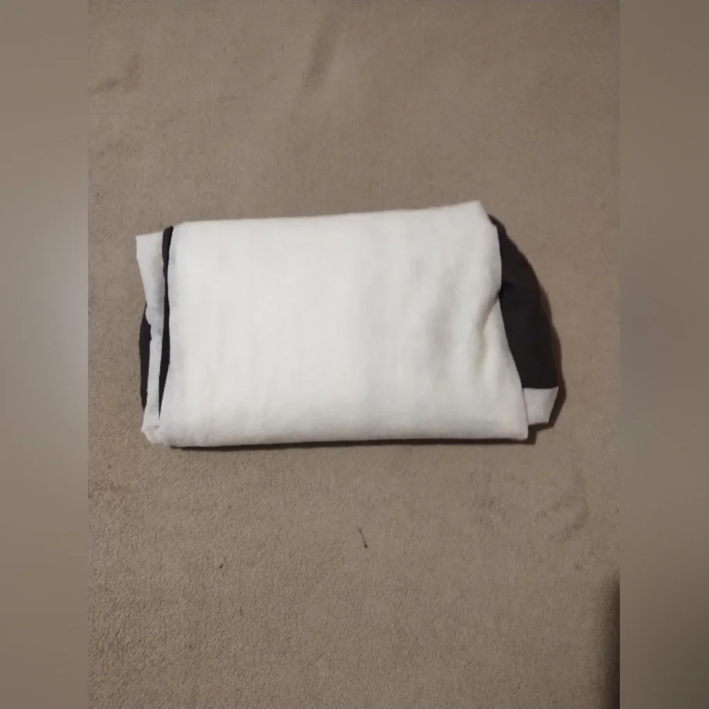 Queen Size White and‎ Black Bedskirt